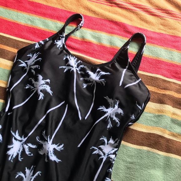 COPY - NWT-Live Love Dream -Aeropostale - Black & White Palm Tree Bathing Suit … - Picture 7 of 11